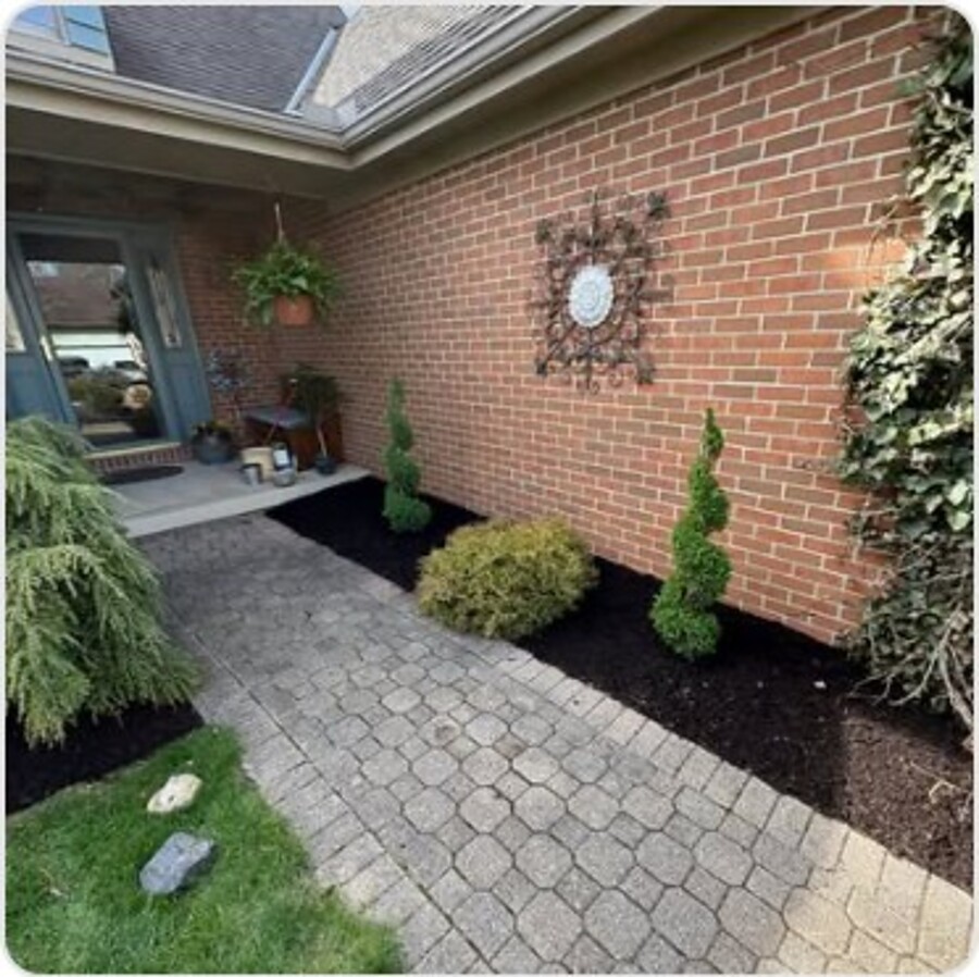 Paver walkway & front entry